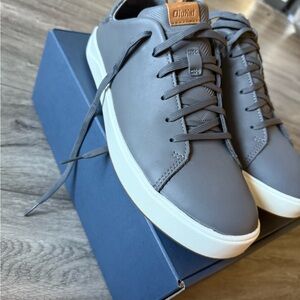 OluKai Men's Gray Leather Athletic Shoes